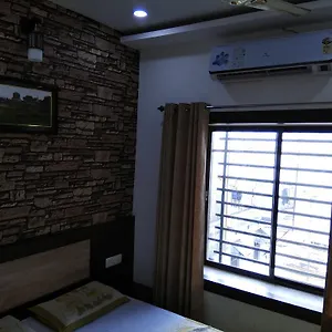 Alakhnanda Guest house